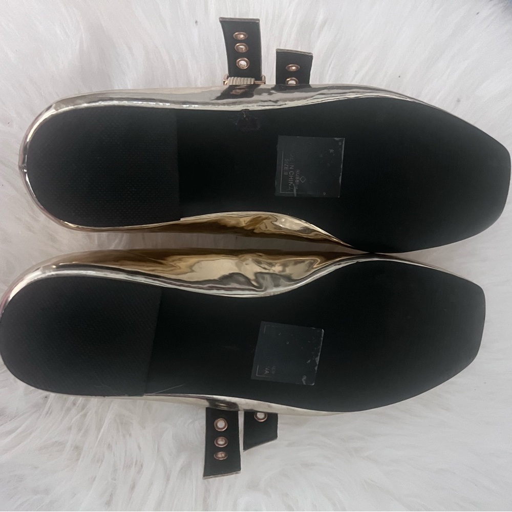 AZALEA WANG KIMBERLIE GOLD BALLET FLAT - Picture 4 of 7